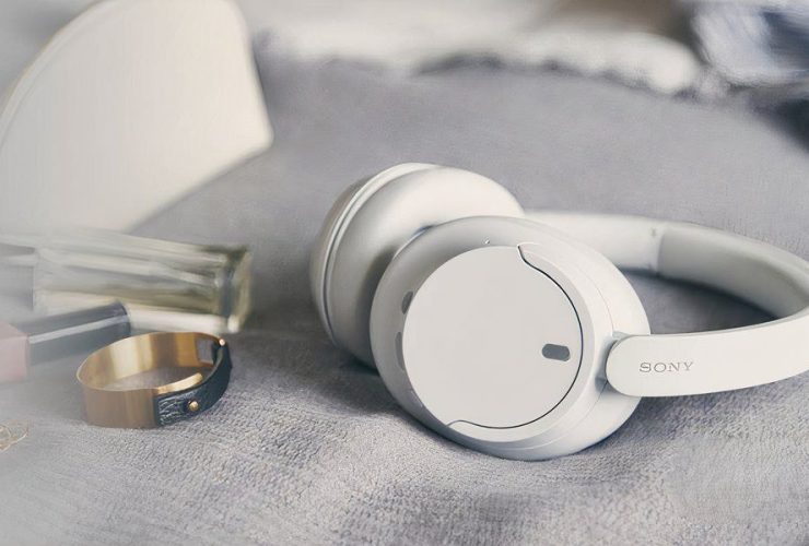 sony’s-lightest-noise-canceling-wireless-headphones-just-hit-an-all-time-low-price-at-35%-off