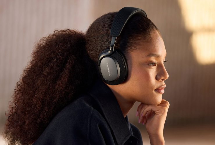 bowers-&-wilkins-announces-its-game-changing-wireless-headphones