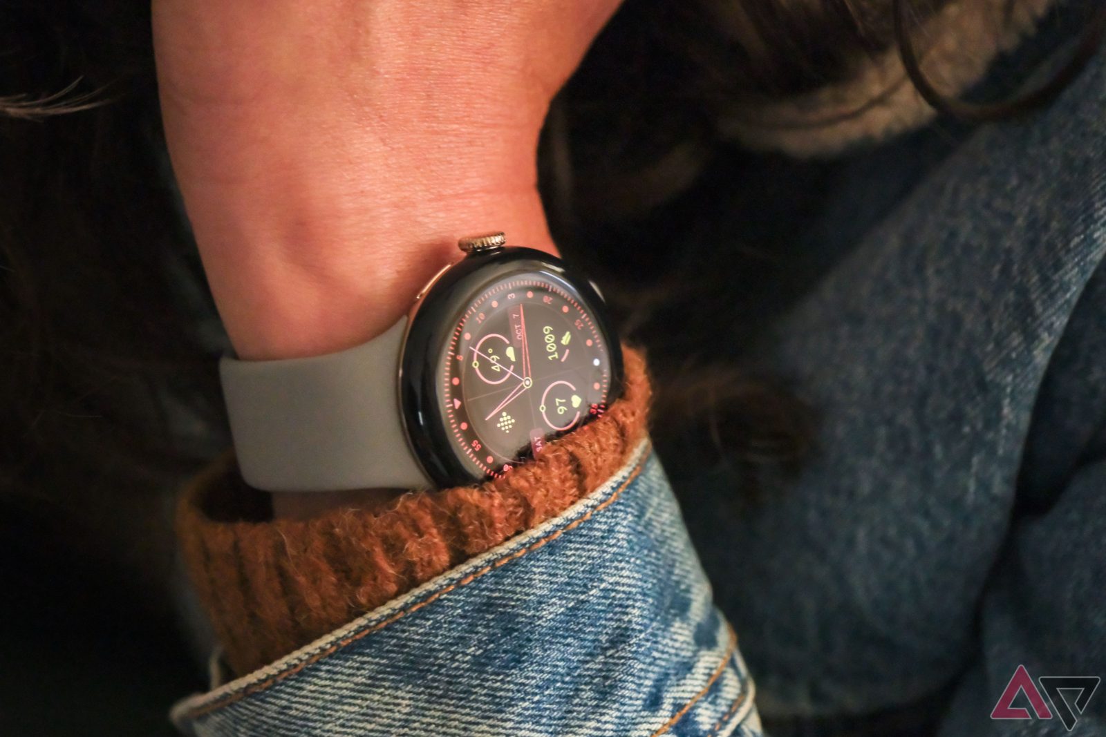 the-best-bang-for-your-buck-pixel-watch-is-now-just-$150