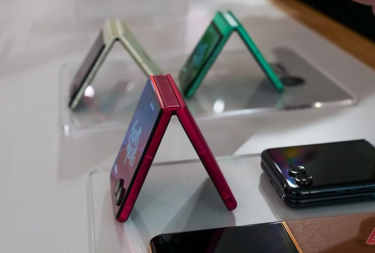 the-motorola-razr-ultra-might-not-be-enough-for-the-android-police-podcast