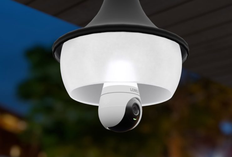 lorex-2k-lightbulb-security-camera,-a-versatile-solution-that-installs-in-minutes