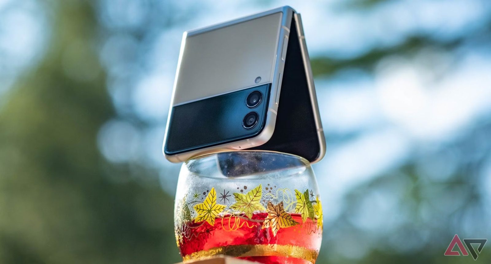 one-ui-7-lands-on-the-final-galaxy-foldables-before-samsung-shifts-its-attention