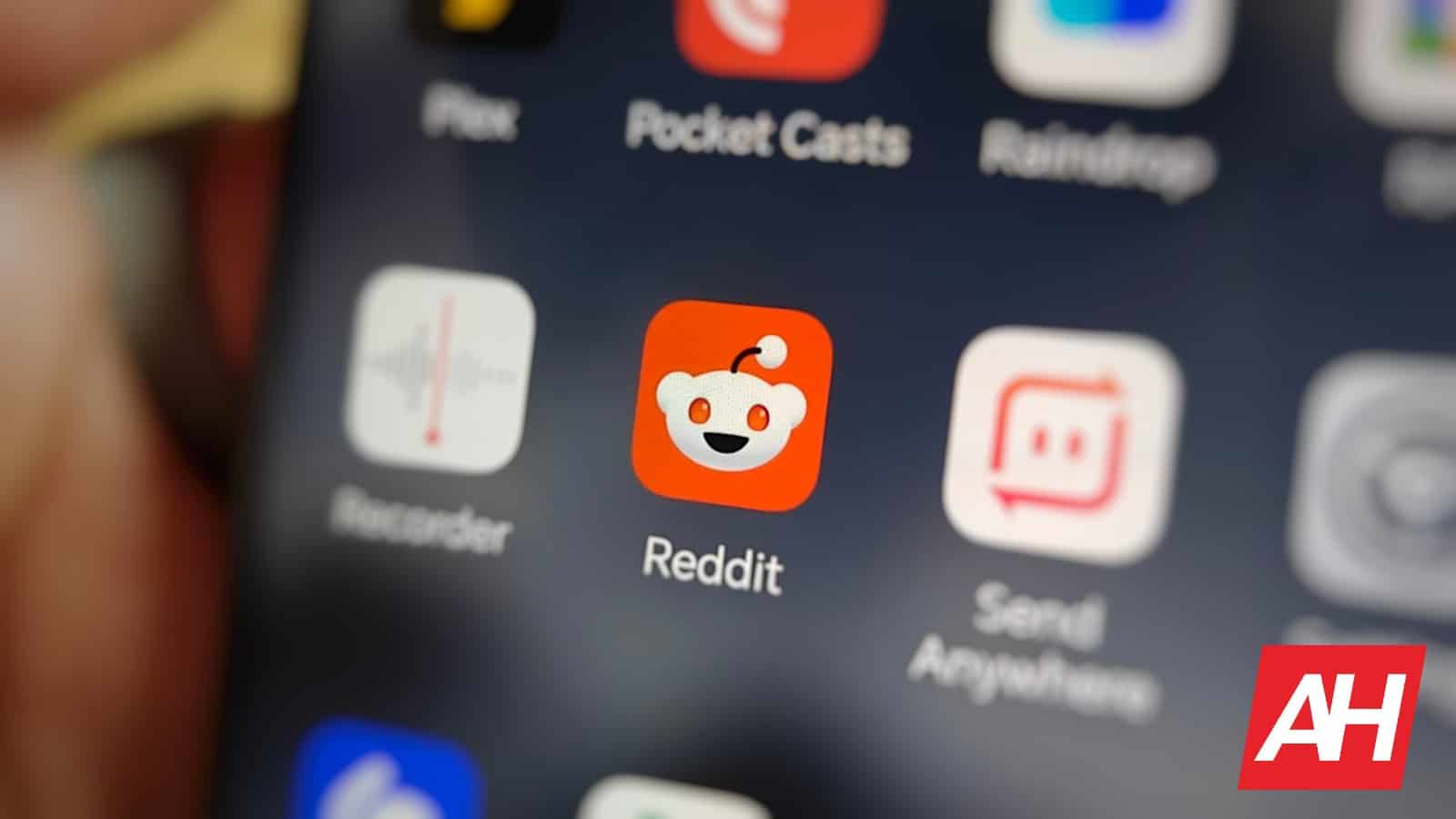 redditors-unknowingly-targeted-in-ai-experiment-using-fake-identities-and-sensitive-topics
