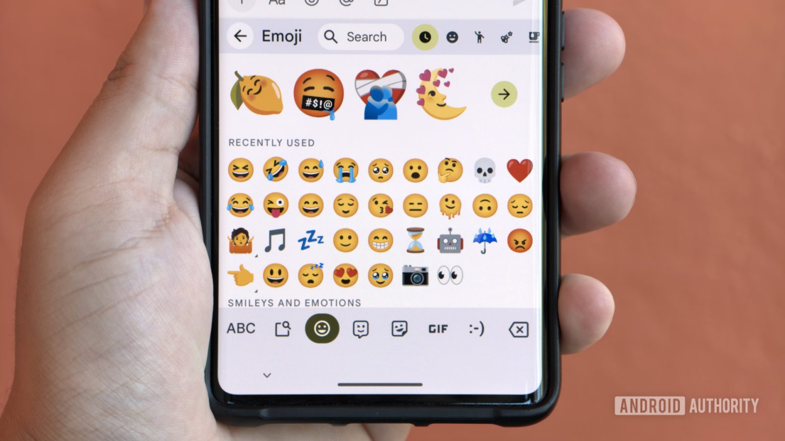 google-is-preparing-to-roll-out-a-controversial-change-in-gboard,-but-fortunately-it’s-optional