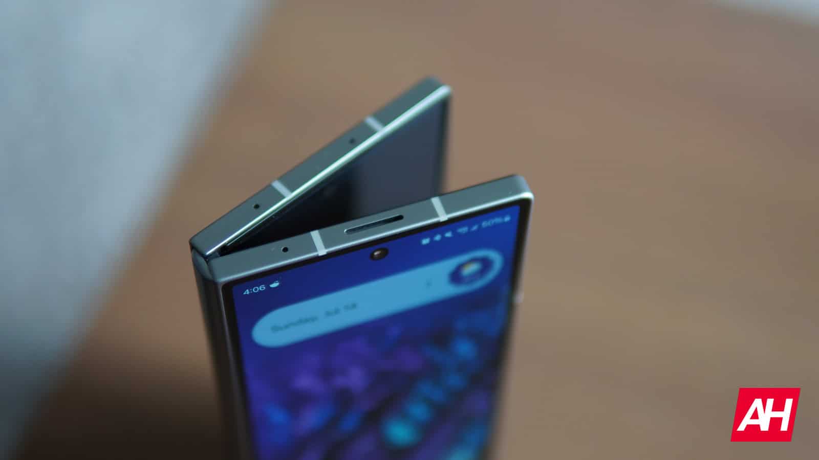 samsung-teases-next-evolution-in-foldable-technology