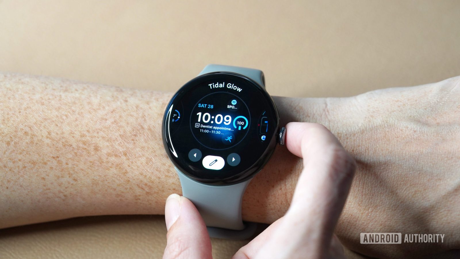 pixel-watch-touch-lock-is-now-more-locked-down-than-ever,-and-some-users-aren’t-happy