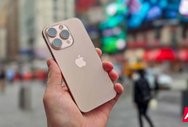 apple-would-make-iphones-in-the-us,-if-it-had-robots
