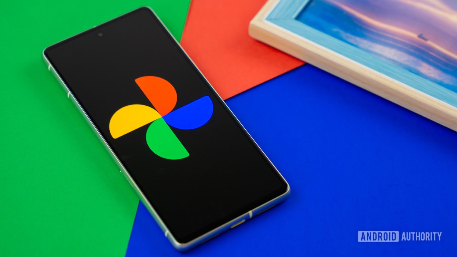 google-photos-could-soon-give-the-memories-carousel-a-‘hearty’-redesign-(apk-teardown)