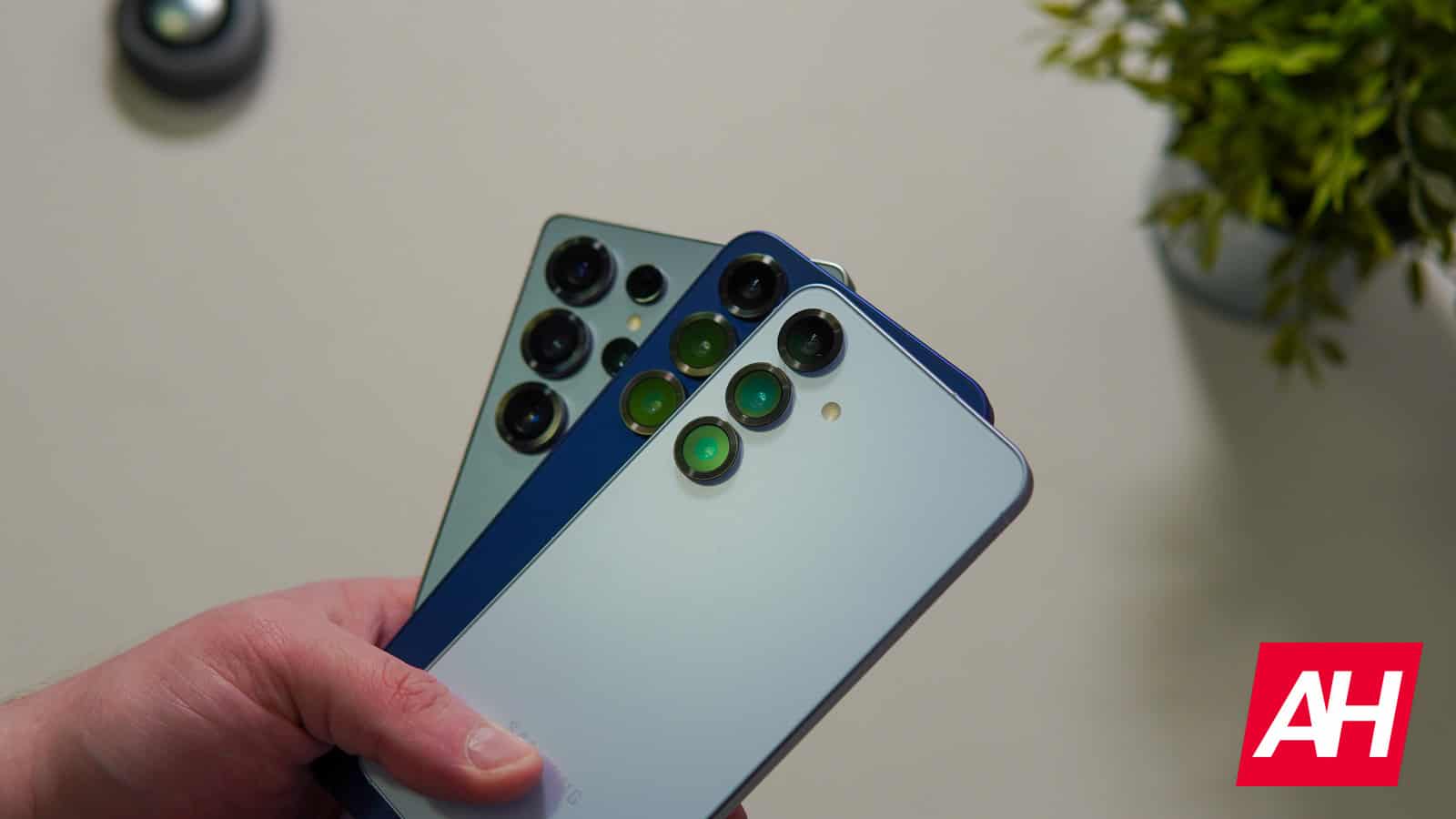 galaxy-s25-ultra’s-sales-double-its-siblings’-combined