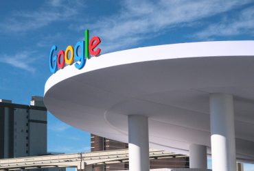 google-partners-with-ai-startups-to-put-ads-in-their-chatbots