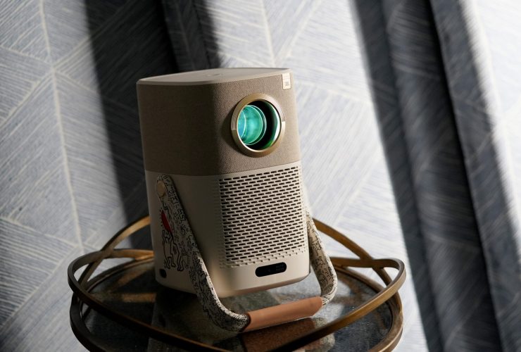 yaber-t2-outdoor-projector-drops-to-record-low-price,-but-you-have-to-hurry!