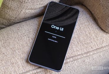 surprise!-carrier-locked-galaxy-s25-models-are-first-to-get-samsung’s-may-update