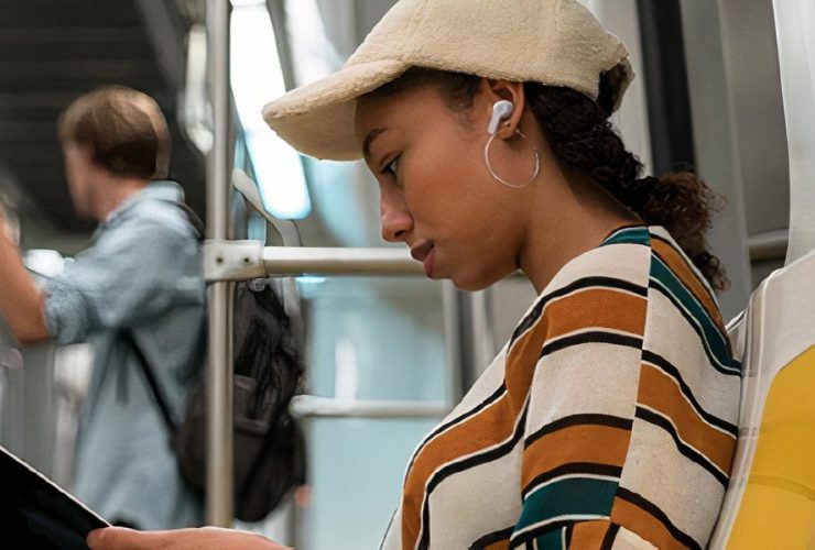 don’t-miss-these-jbl-earbuds-with-deep-bass-and-long-battery-life-while-they’re-at-$40