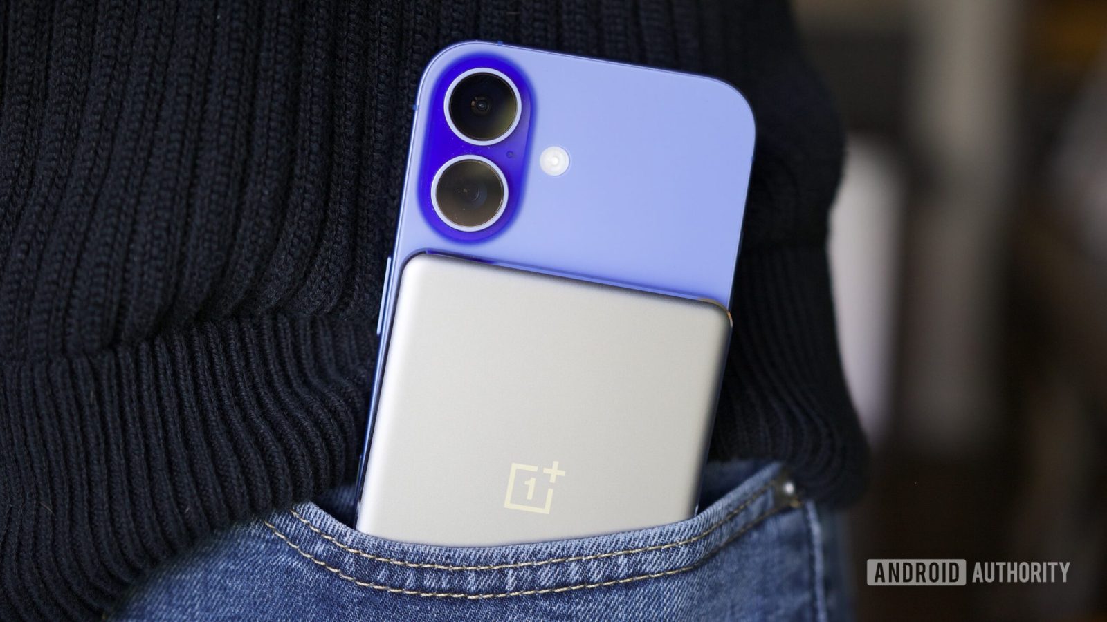 this-android-phone-company-makes-my-new-favorite-iphone-accessory
