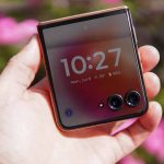 android-15-lands-on-razr-plus-2024-—-motorola-might-finally-be-learning