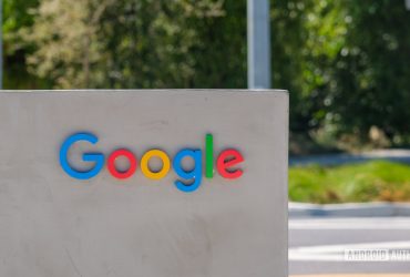 google-has-entered-showbiz-to-convince-young-people-that-android-is-cool-too