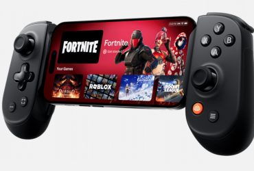 wired-or-wireless?-the-backbone-pro-mobile-controller-doesn’t-force-you-to-choose.