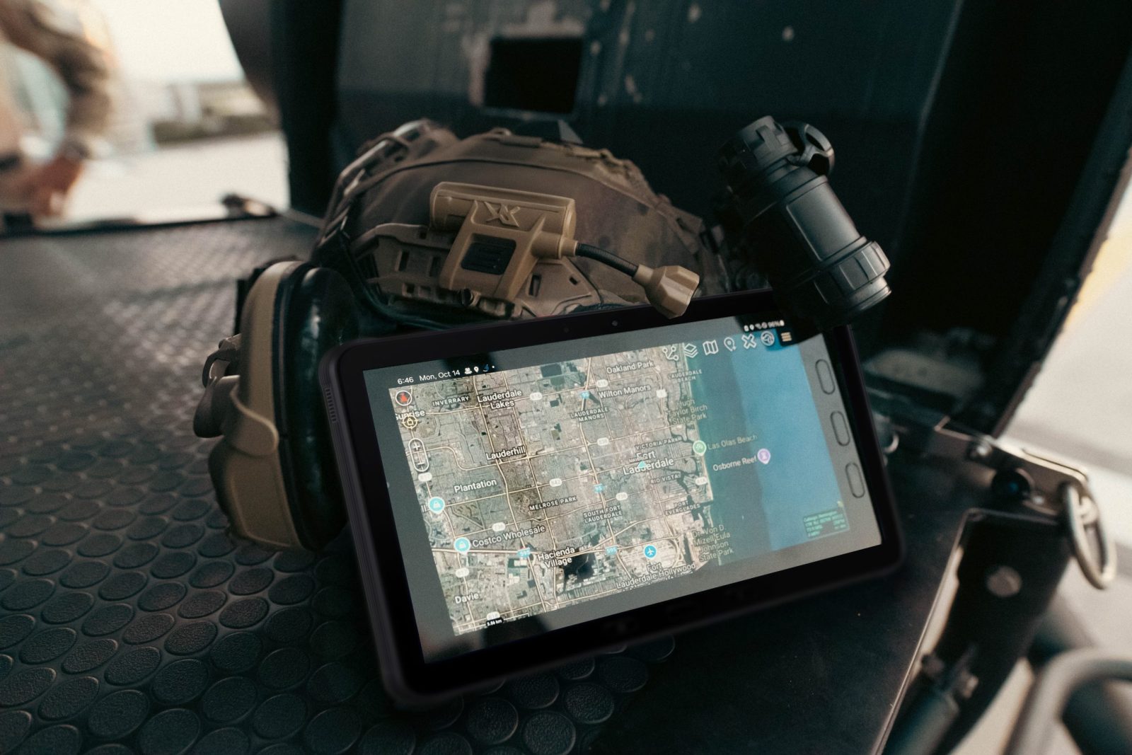 military-might-meets-mobile-tech-in-samsung’s-new-tactical-tablet