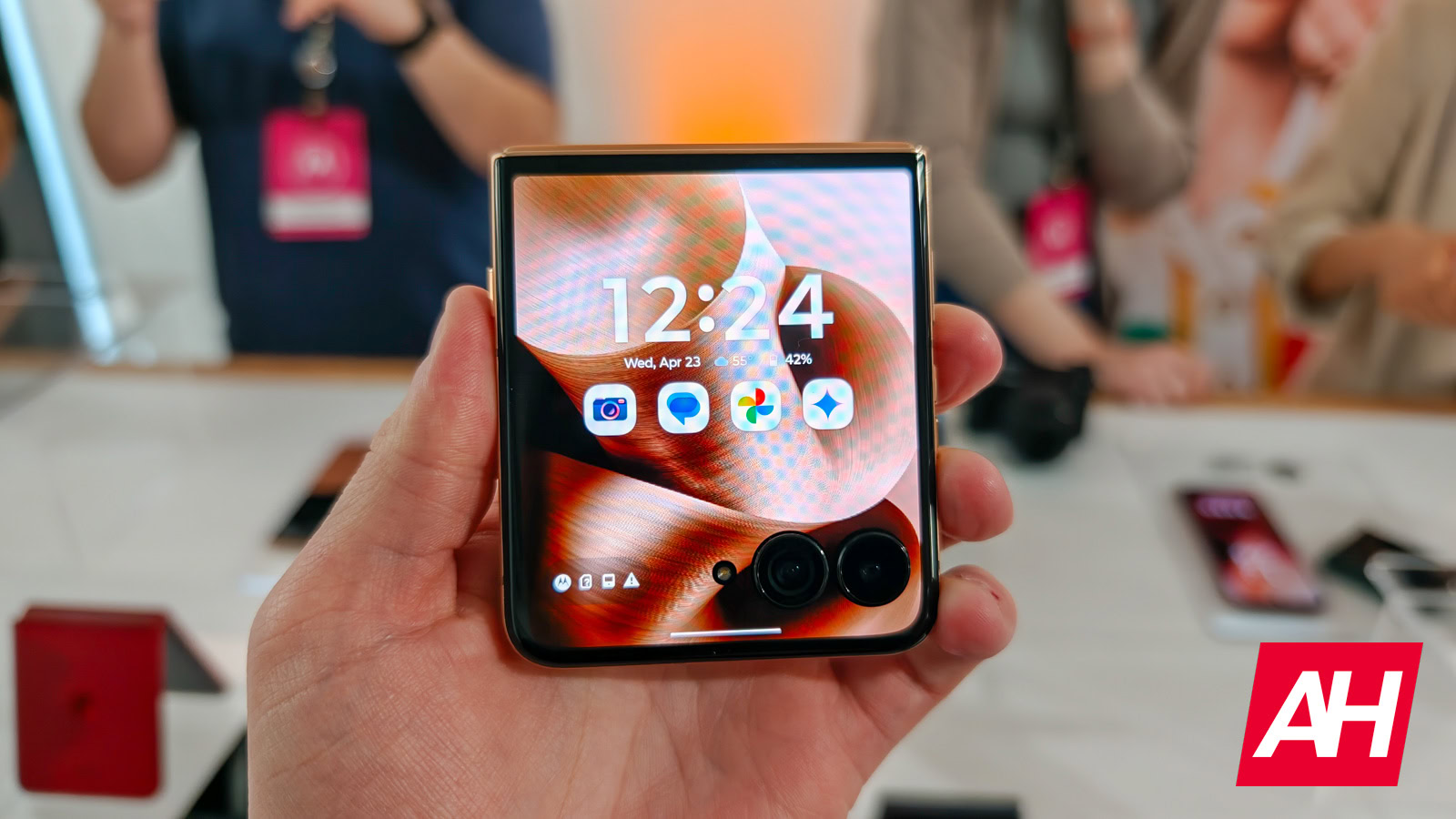 best-motorola-razr-plus-2025-deals
