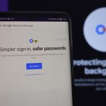 google-is-bringing-automatic-passkey-upgrades-to-android-(apk-teardown)