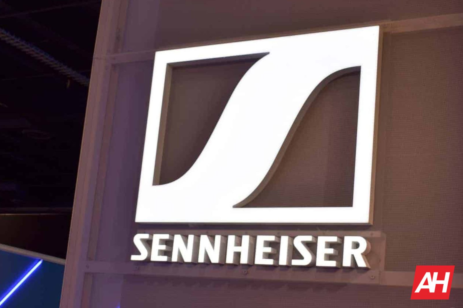 consumer-headphone-prices-are-high,-and-you-can-thank-sennheiser-for-that