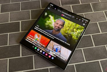 galaxy-z-fold-7-leak-reveals-just-how-slim,-wide,-and-big-the-foldable-really-is