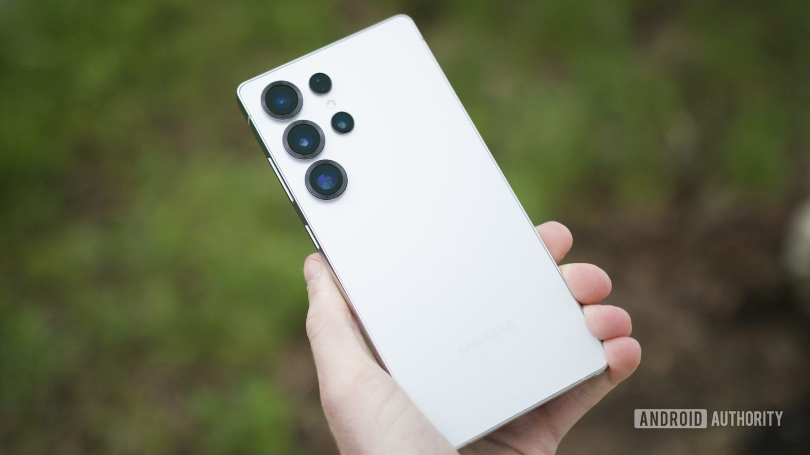 the-samsung-galaxy-s25-ultra-is-a-fantastic-android-phone-i-hate-using