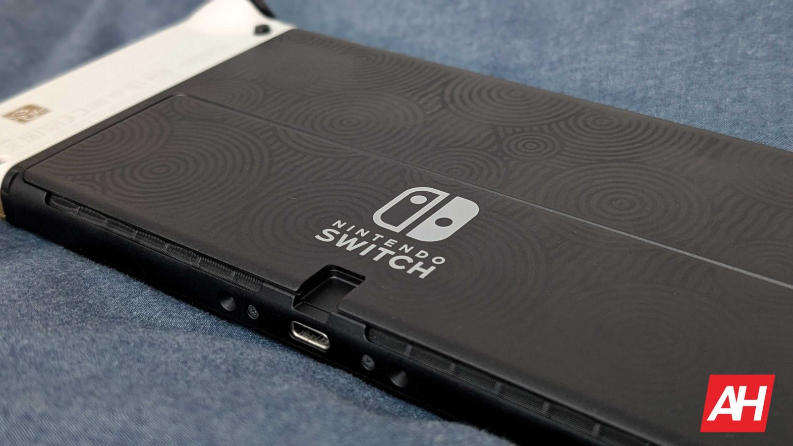 nintendo-says-it-might-disable-your-switch-if-you-tamper-with-it