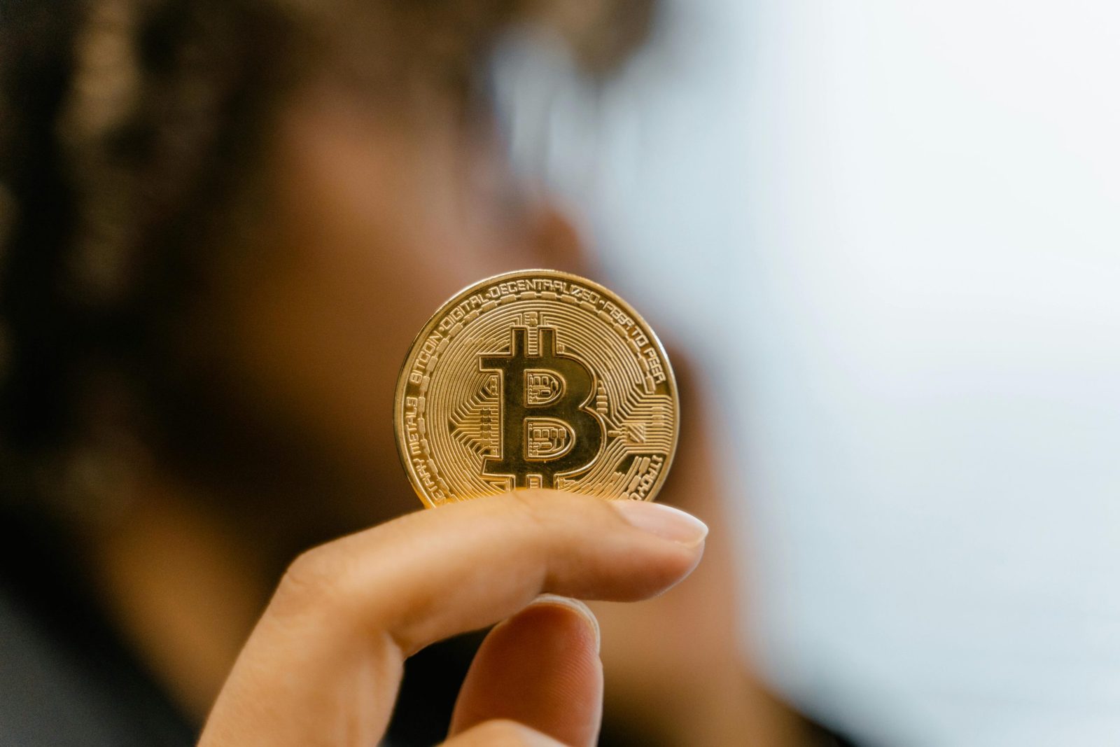 blockchain-smartphone-market-set-to-expand-by-33.32%-cagr,-a-study-finds