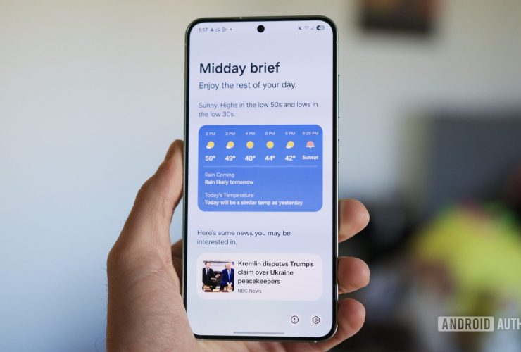one-ui-8-could-let-you-listen-to-your-now-brief-(apk-teardown)