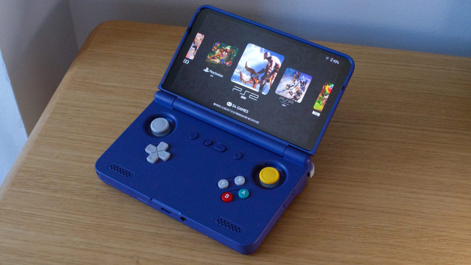 the-retroid-pocket-flip-2-is-so-close-to-being-my-ultimate-android-gaming-handheld
