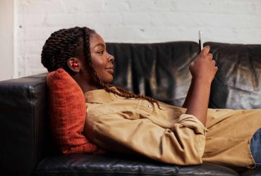 beats-studio-buds-drop-to-$99—because-paying-full-price-is-for-suckers