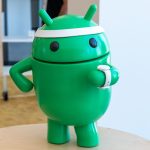 material-3-expressive-will-finally-bring-dynamic-themes-to-wear-os-later-this-year