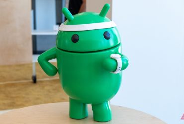 material-3-expressive-will-finally-bring-dynamic-themes-to-wear-os-later-this-year