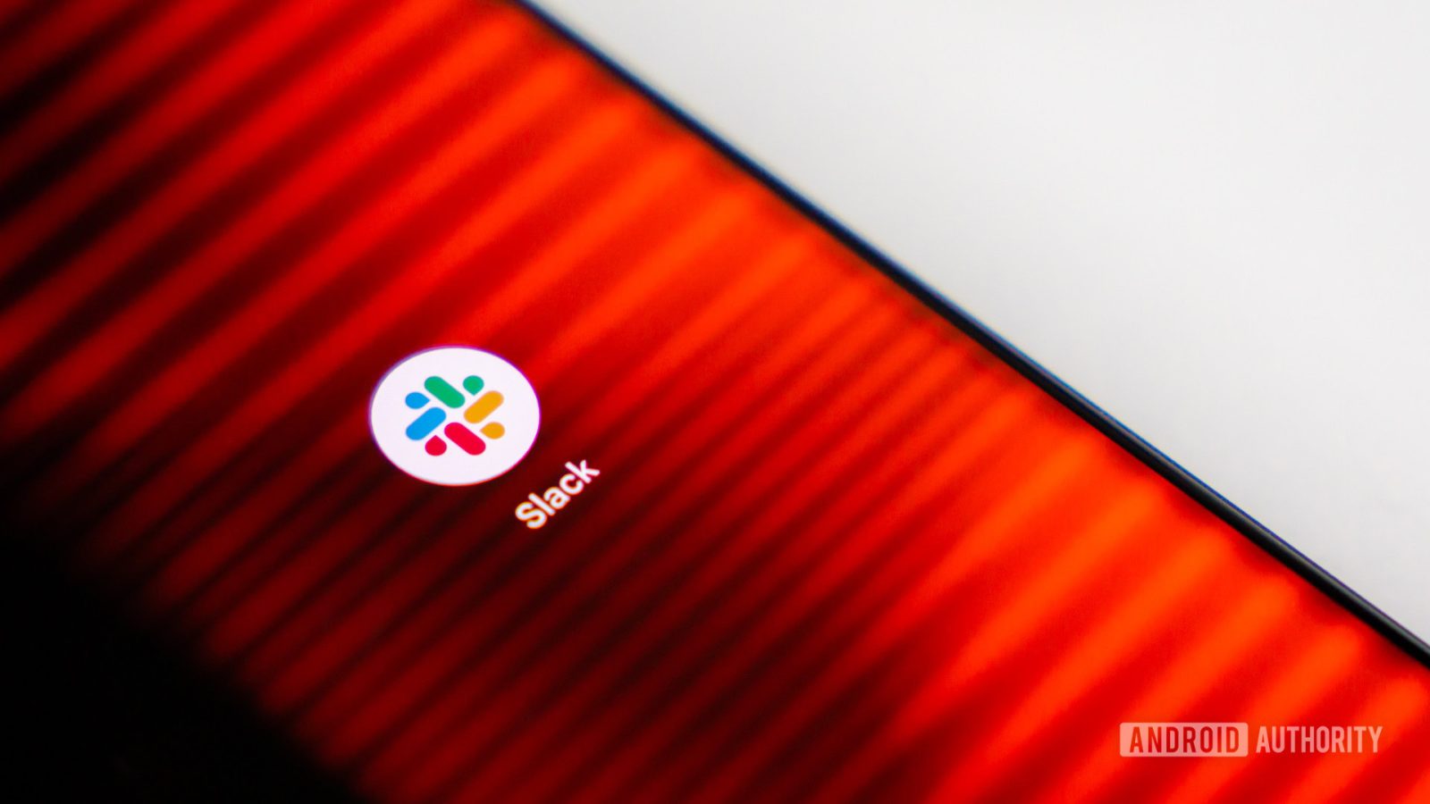 slack-brings-‘mark-as-read’-button-to-notifications-on-android-to-save-you-some-time