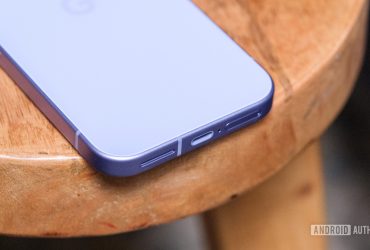 pixel-9a-teardown-raises-big-red-flags-over-water-resistance-and-battery-repairability