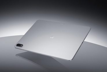 oneplus-pad-2-pro-offers-flagship-specs-at-mid-range-pricing