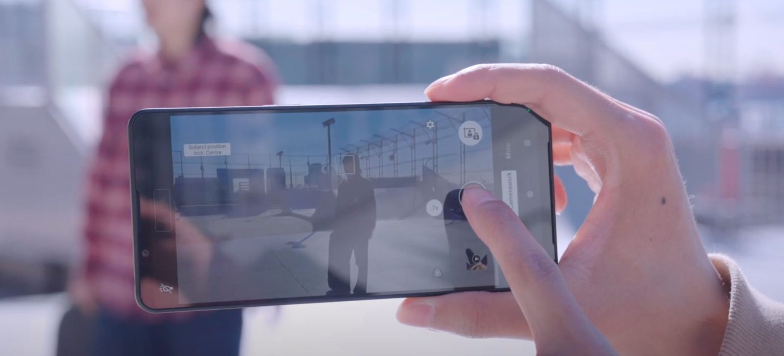 watch:-sony-shows-off-xperia-1-vii’s-impressive-camera-tricks