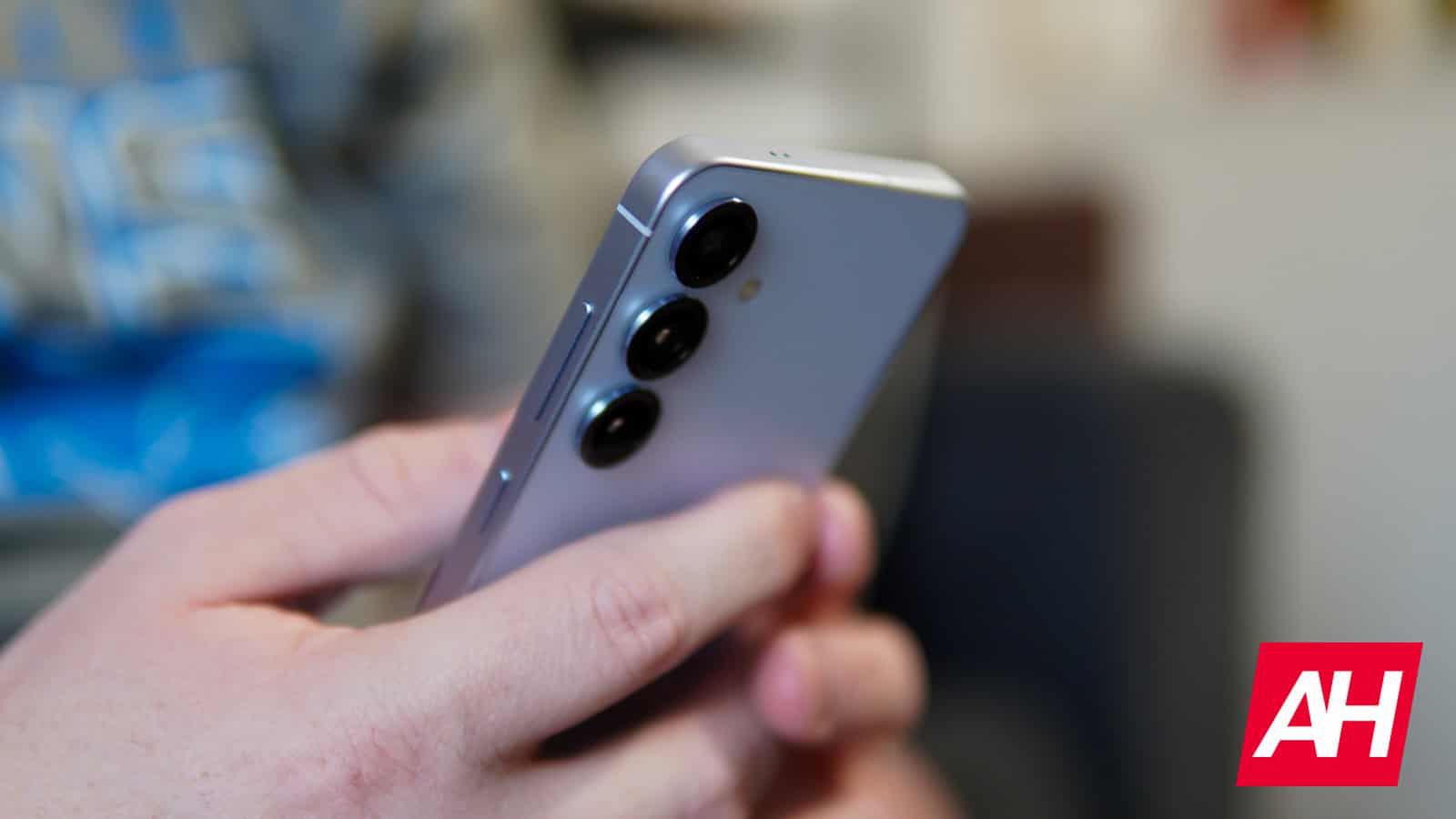 galaxy-s26-series-might-get-this-battery-upgrade-inspired-by-apple