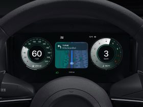apple’s-carplay-ultra-debuts-in-aston-martin-because-your-corolla-wasn’t-fancy-enough