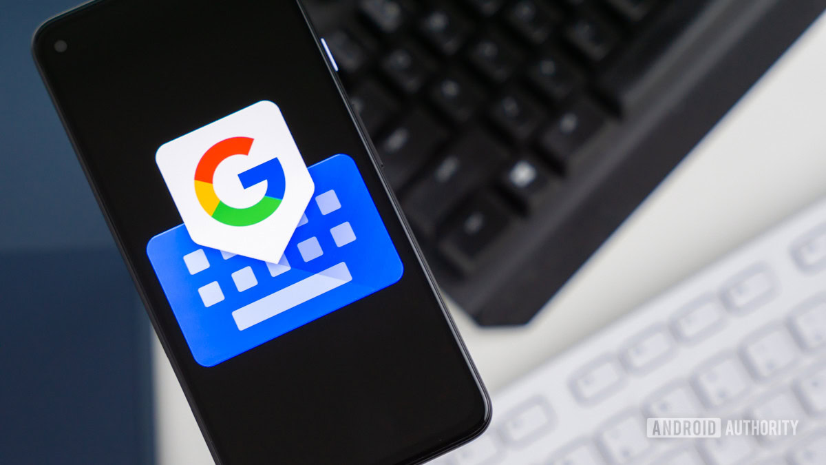 gboard-beta-brings-subtle-functional-and-design-changes-to-the-emoji-picker