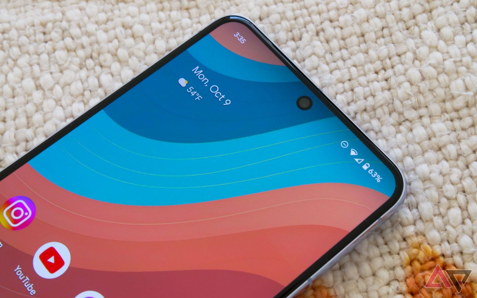 pixel’s-at-a-glance-widget-could-soon-help-to-keep-an-eye-on-your-finances