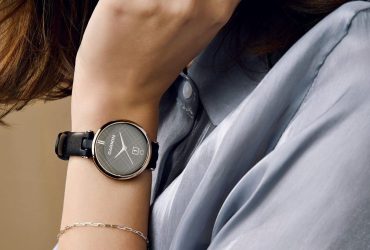 this-deal-drops-the-most-stylish-garmin-watch-to-$200,-nearly-its-best-price-ever