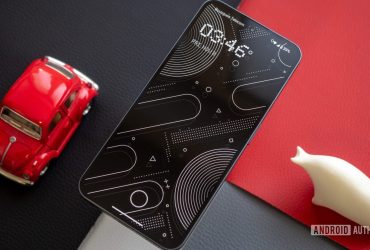 nothing-phone-3-leak-points-to-a-top-tier-qualcomm-chip,-flagship-cameras,-and-massive-battery