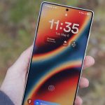 one-ui-8’s-dynamic-color-shifting-wallpapers-will-make-your-screen-mesmerizing