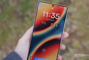 one-ui-8’s-dynamic-color-shifting-wallpapers-will-make-your-screen-mesmerizing