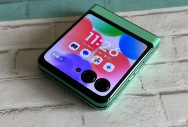 i-love-using-the-outer-display-on-my-motorola-razr-2025-for-these-5-things
