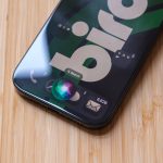 iphone-users-might-finally-get-a-taste-of-android’s-assistant-freedom