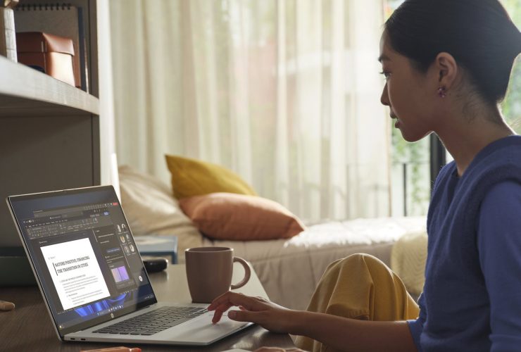 meet-hp’s-new-ai-laptop-that-runs-for-over-30-hours