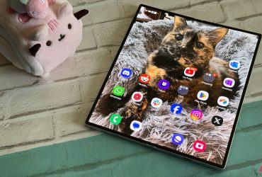 samsung’s-z-fold-7-and-new-tri-fold-could-get-slimmer-using-upgraded-titanium-hinges